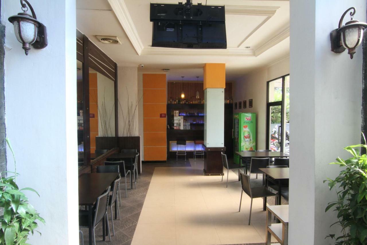 Mira Hotel Banjarmasin  Exteriér fotografie