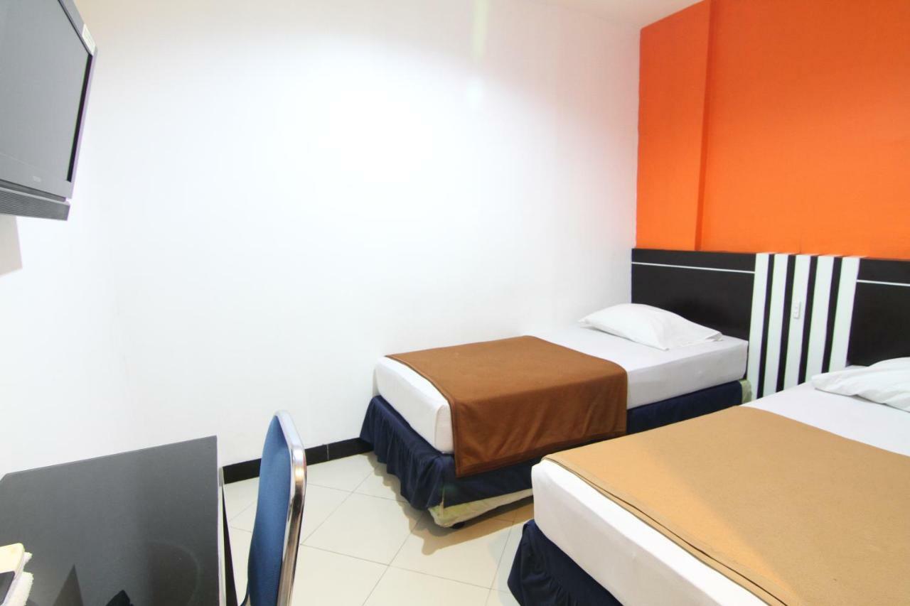 Mira Hotel Banjarmasin  Exteriér fotografie